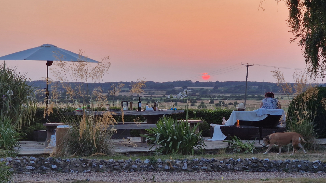 Seregeti sunsets over the Sussex Downs