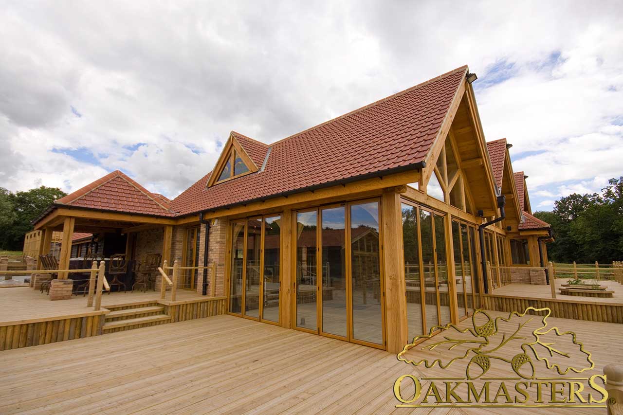 Encapsulated Glazing System in an Oakmasters sunroom